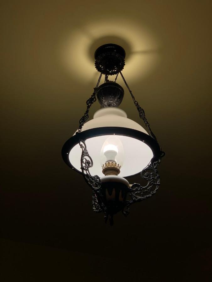 Voeroes Guest House Tîrgu Secuiesc エクステリア 写真